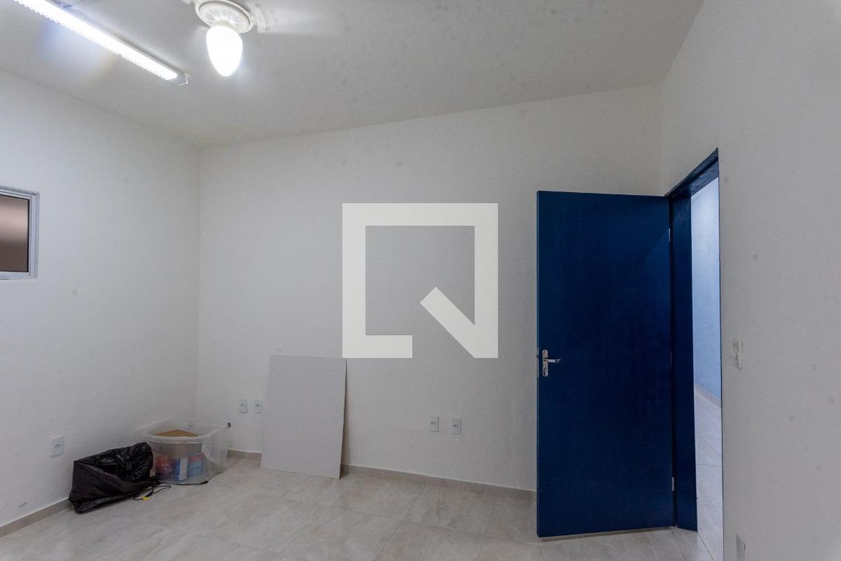 Casa à Venda - Jardim do Lago, 4 Quartos,  360 m2 em , Campinas - sp | SoloBR