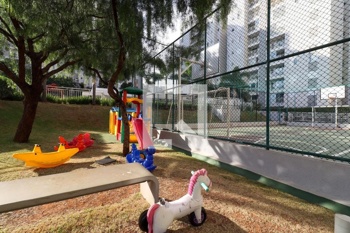 Apartamento à Venda - Mansões Santo Antônio, 2 Quartos,  57 m2 em , Campinas - sp | SoloBR