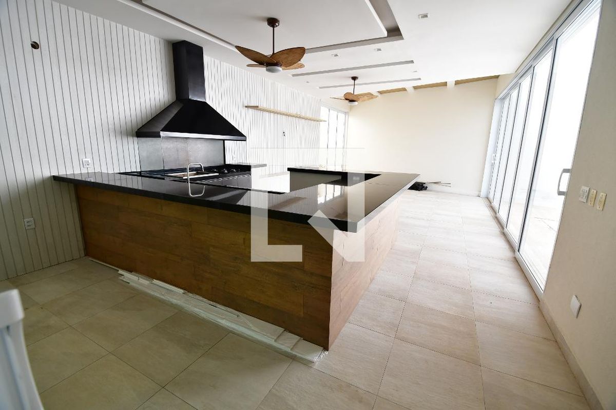 Casa à Venda - Res. Parque dos Alecrins, 4 Quartos,  323 m2 em , Campinas - sp | SoloBR