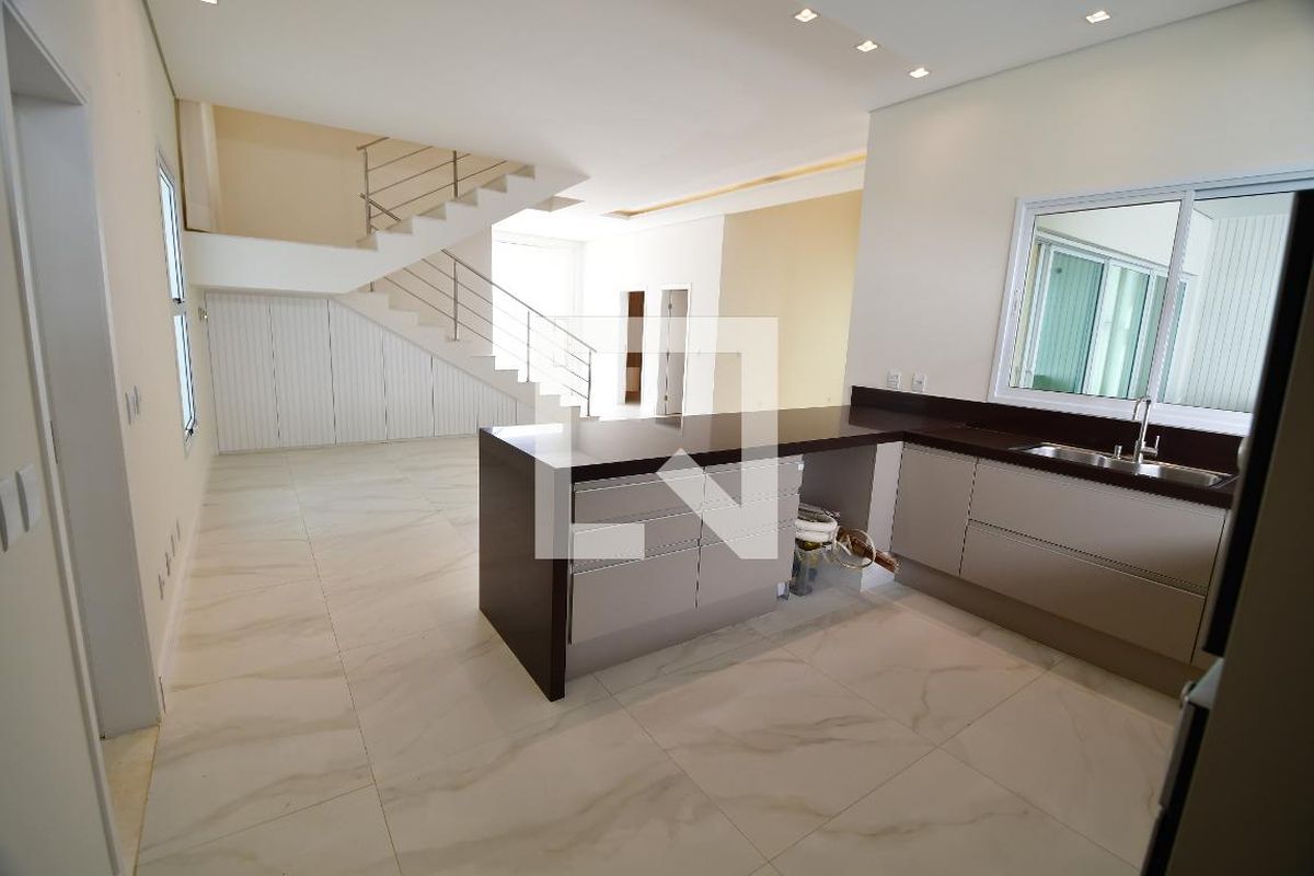Casa à Venda - Res. Parque dos Alecrins, 4 Quartos,  323 m2 em , Campinas - sp | SoloBR