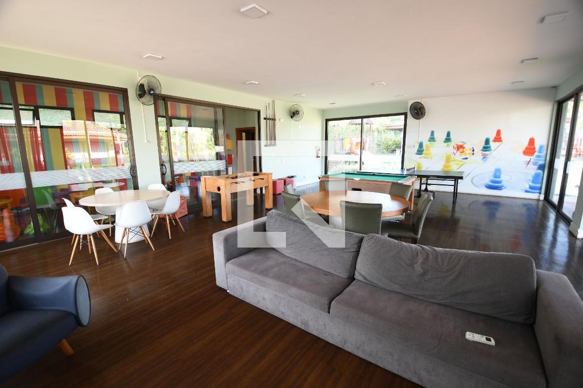 Casa à Venda - Res. Parque dos Alecrins, 4 Quartos,  323 m2 em , Campinas - sp | SoloBR