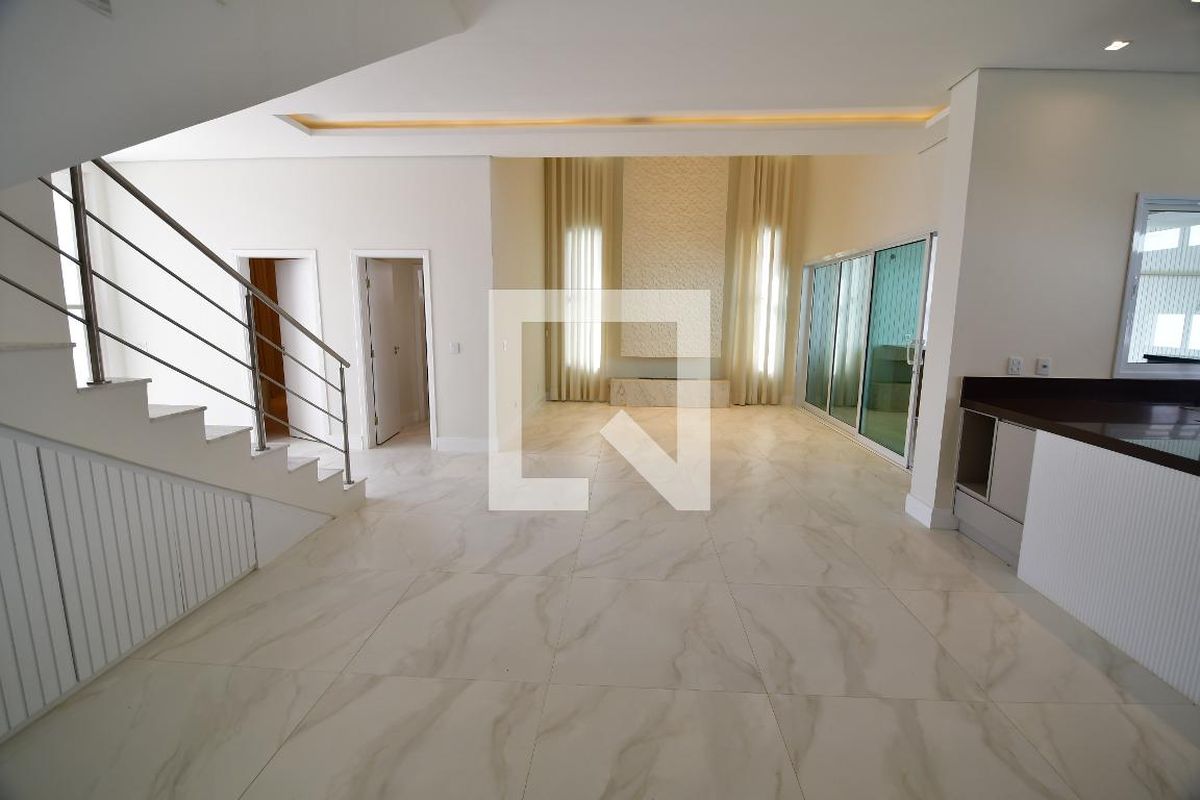 Casa à Venda - Res. Parque dos Alecrins, 4 Quartos,  323 m2 em , Campinas - sp | SoloBR