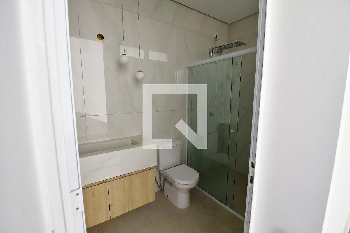 Casa à Venda - Res. Parque dos Alecrins, 4 Quartos,  323 m2 em , Campinas - sp | SoloBR