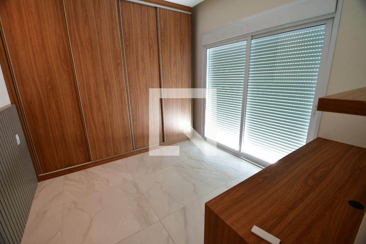 Casa à Venda - Res. Parque dos Alecrins, 4 Quartos,  323 m2 em , Campinas - sp | SoloBR