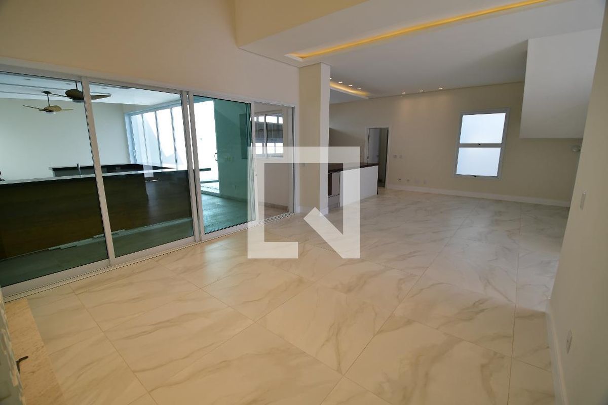 Casa à Venda - Res. Parque dos Alecrins, 4 Quartos,  323 m2 em , Campinas - sp | SoloBR