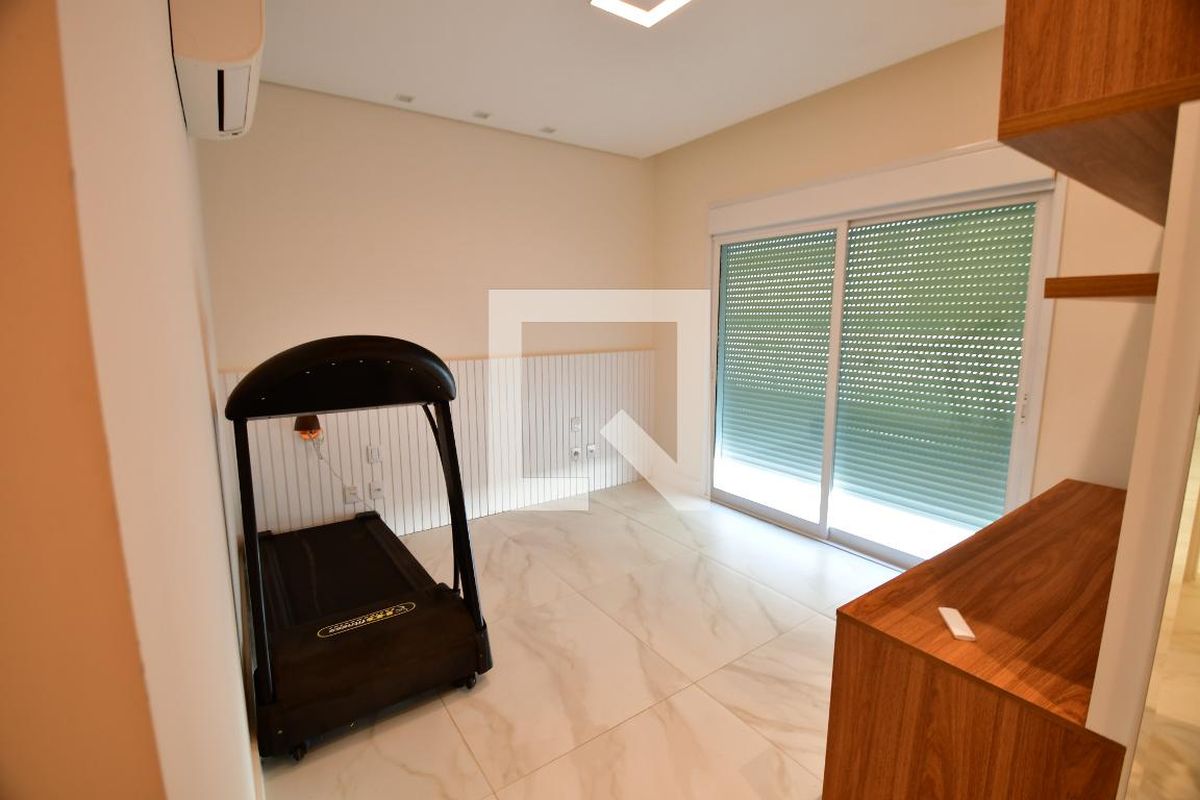 Casa à Venda - Res. Parque dos Alecrins, 4 Quartos,  323 m2 em , Campinas - sp | SoloBR