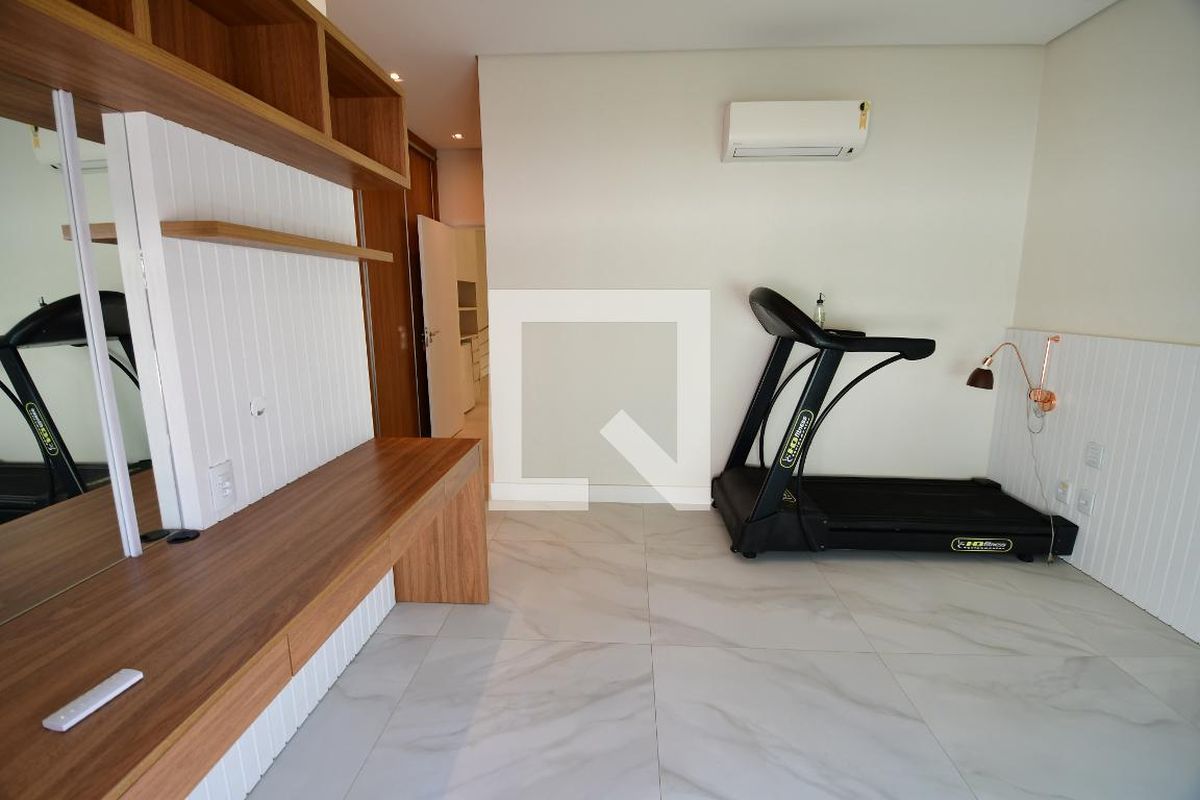 Casa à Venda - Res. Parque dos Alecrins, 4 Quartos,  323 m2 em , Campinas - sp | SoloBR