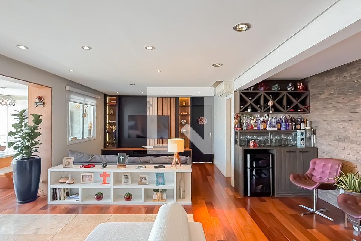 Apartamento, 3 quartos, 140 m² - Foto 1