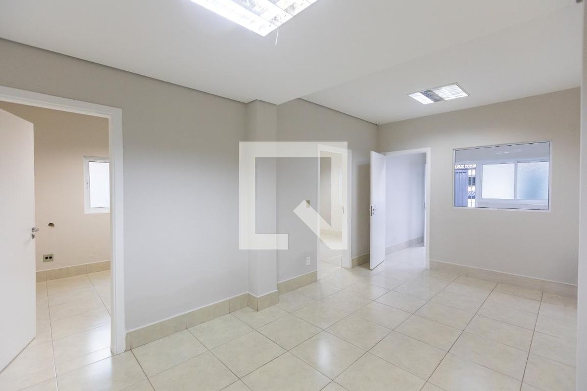 Casa à Venda - Bosque, 2 Quartos,  140 m2 em , Campinas - sp | SoloBR