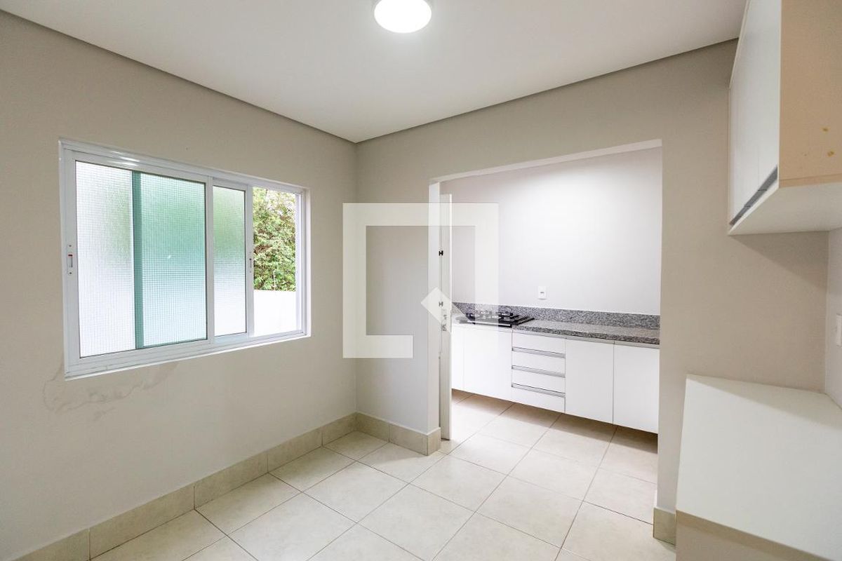 Casa à Venda - Bosque, 2 Quartos,  140 m2 em , Campinas - sp | SoloBR