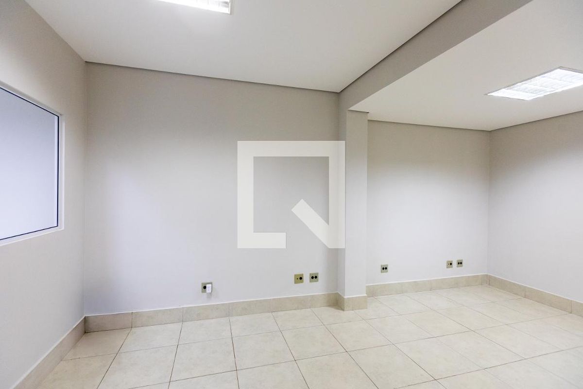 Casa à Venda - Bosque, 2 Quartos,  140 m2 em , Campinas - sp | SoloBR