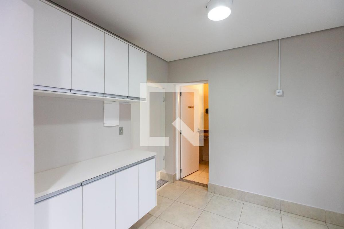 Casa à Venda - Bosque, 2 Quartos,  140 m2 em , Campinas - sp | SoloBR