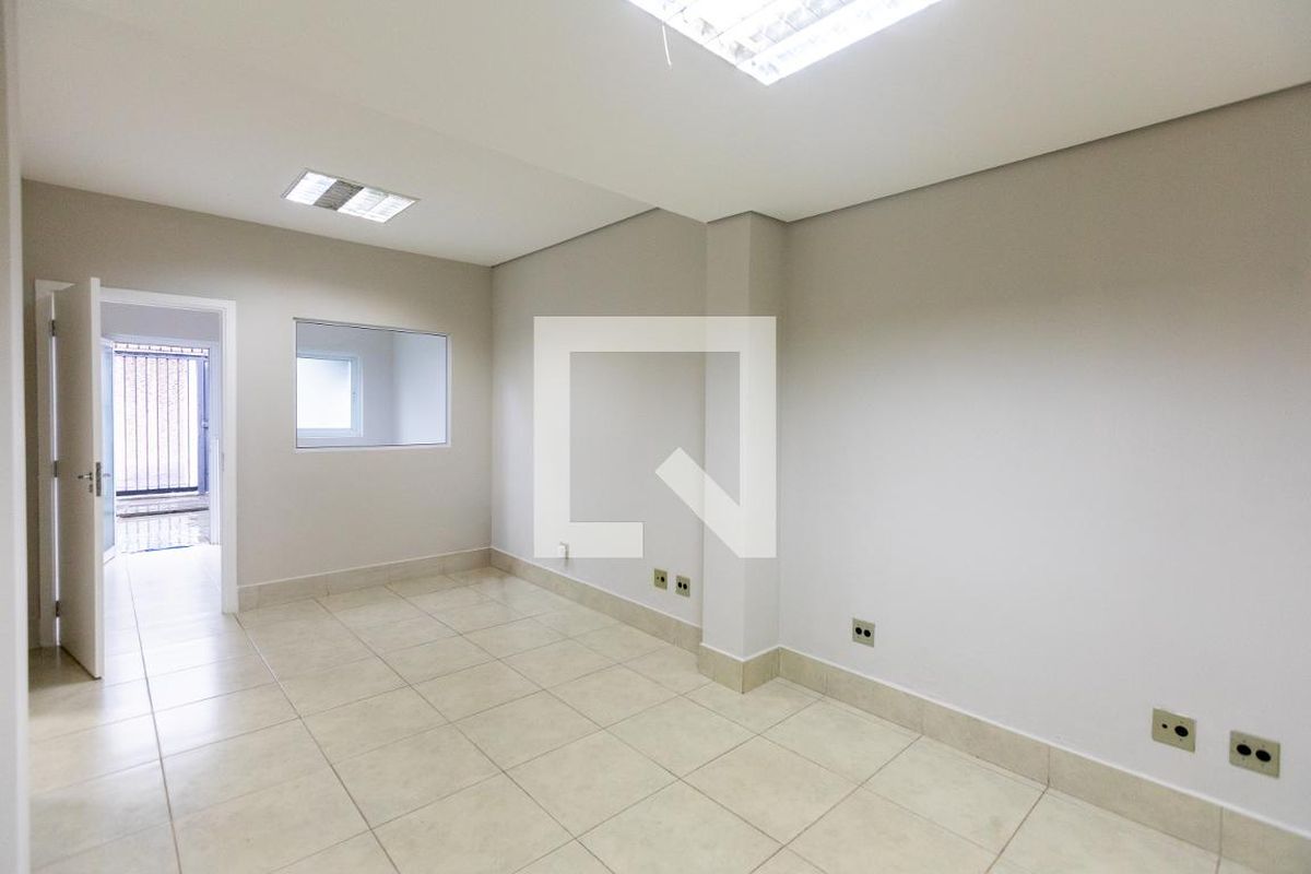 Casa à Venda - Bosque, 2 Quartos,  140 m2 em , Campinas - sp | SoloBR