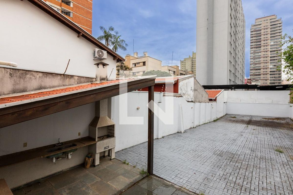 Casa à Venda - Bosque, 2 Quartos,  140 m2 em , Campinas - sp | SoloBR