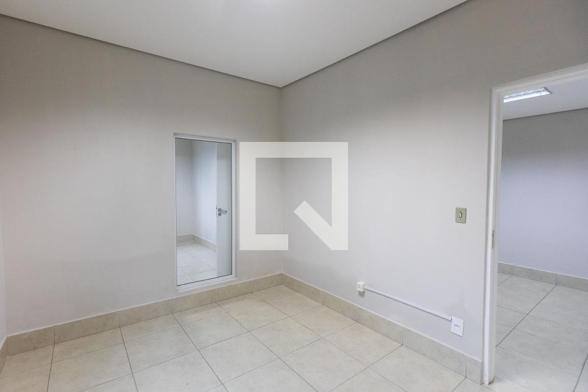 Casa à Venda - Bosque, 2 Quartos,  140 m2 em , Campinas - sp | SoloBR