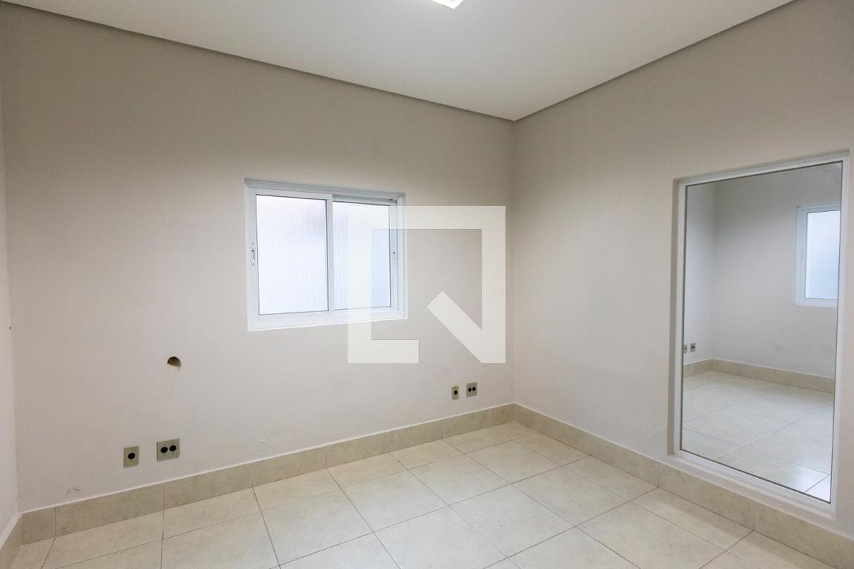 Casa à Venda - Bosque, 2 Quartos,  140 m2 em , Campinas - sp | SoloBR