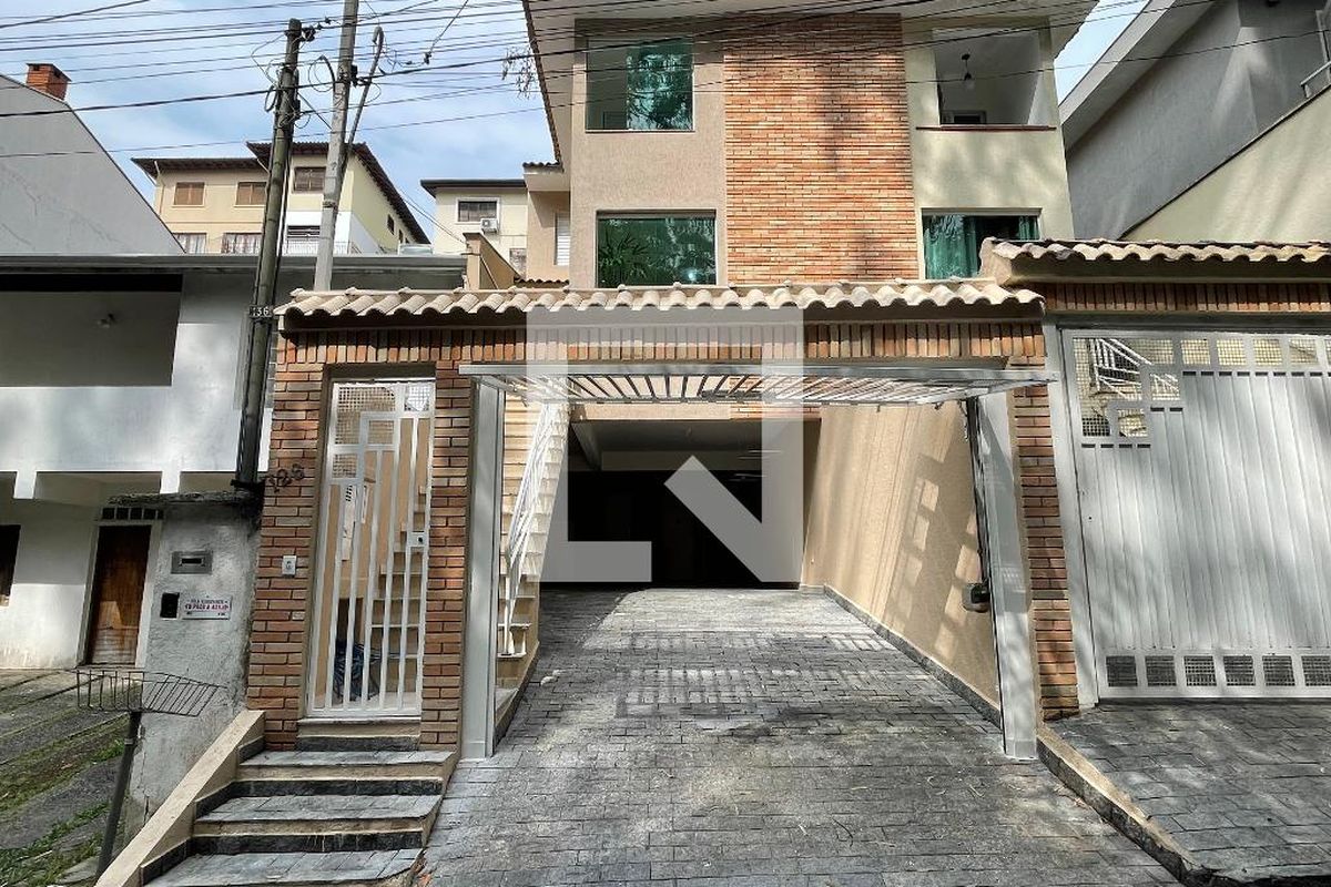 Casa, 3 quartos, 250 m² - Foto 63