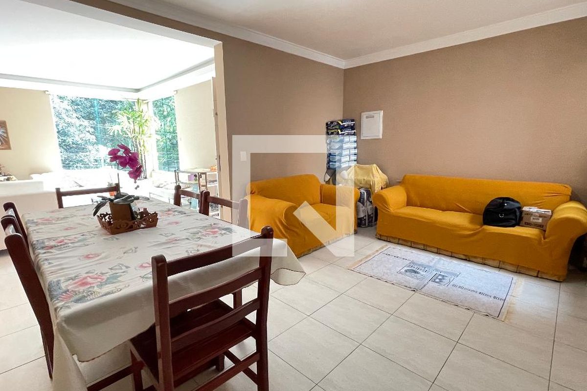 Casa, 3 quartos, 250 m² - Foto 6