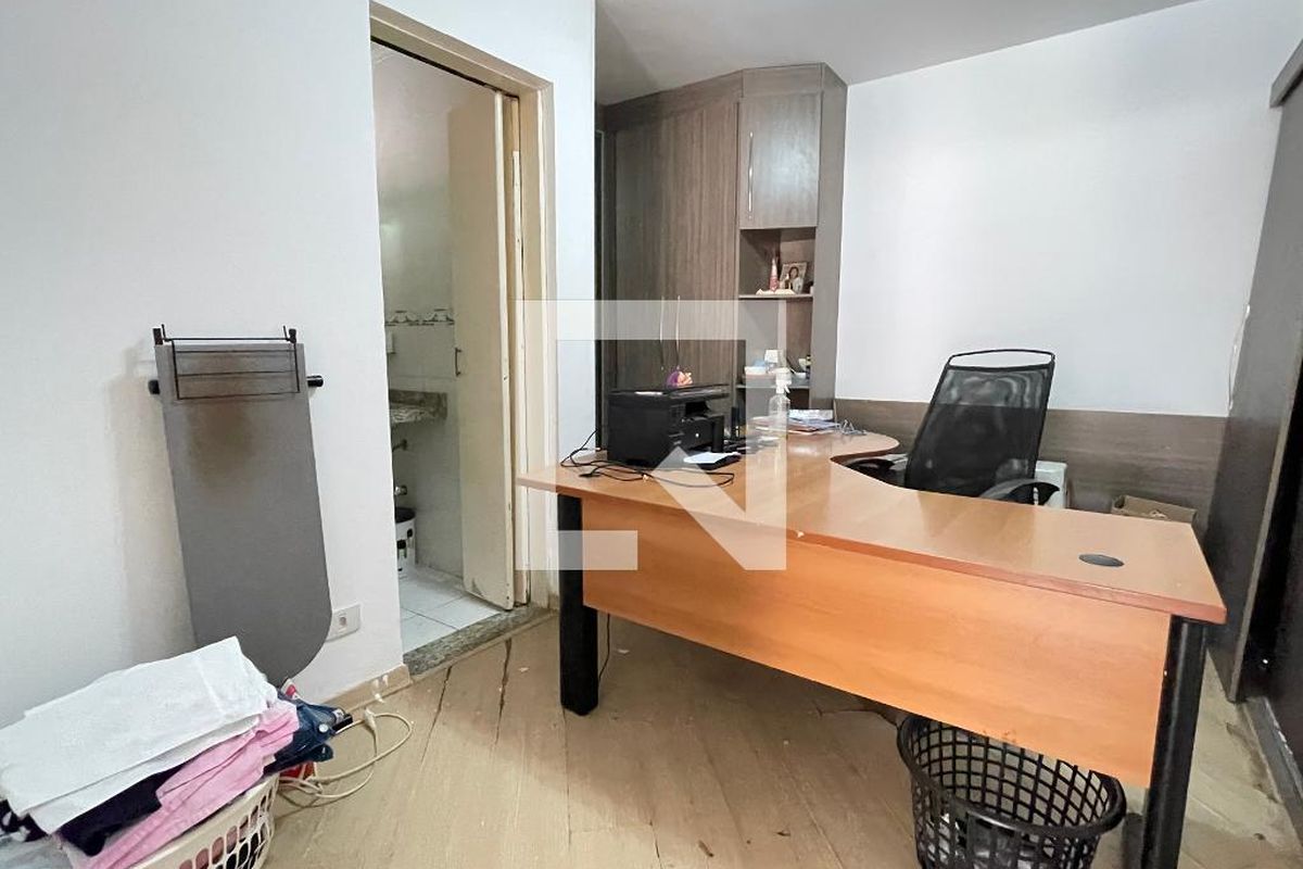 Casa, 3 quartos, 250 m² - Foto 27