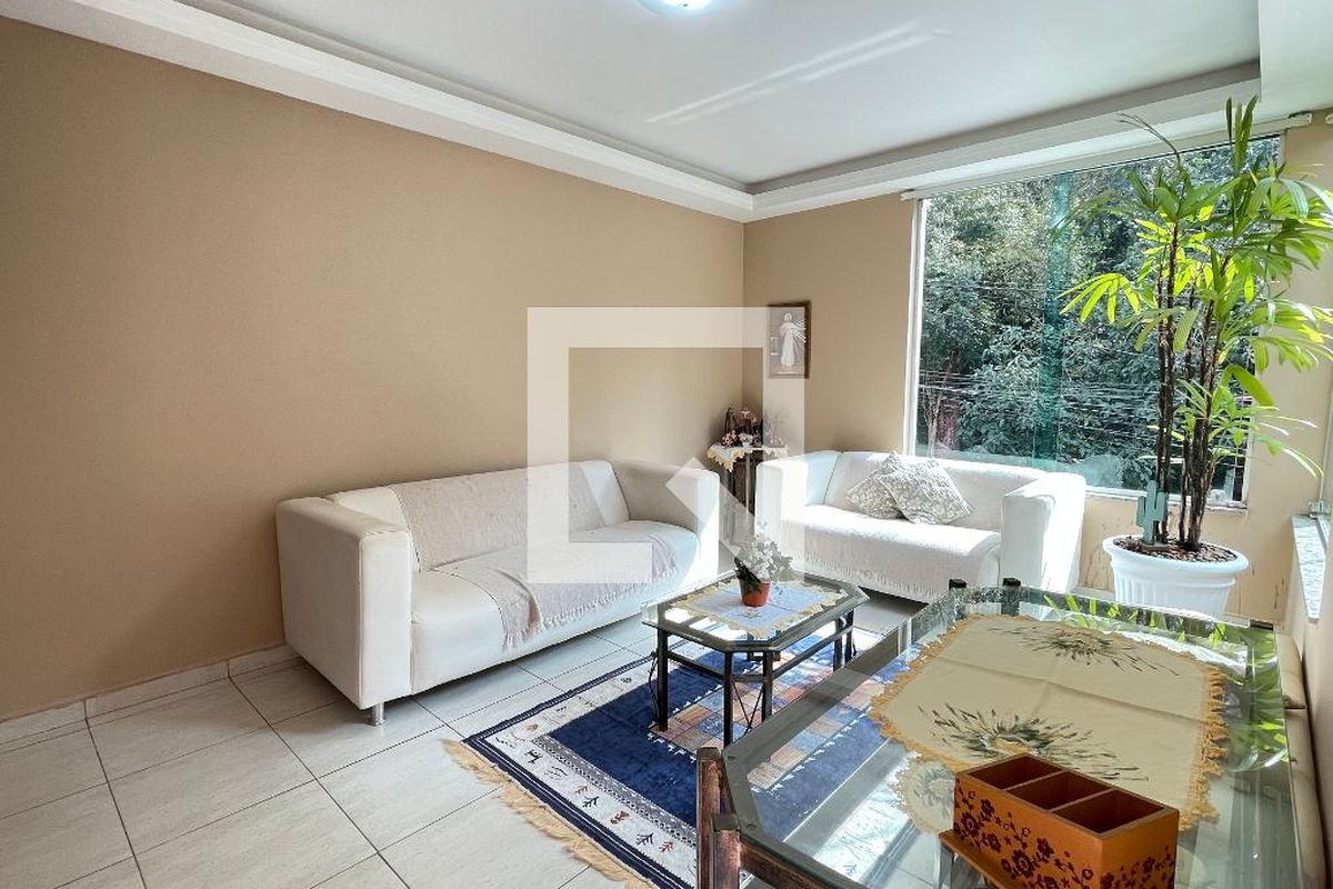 Casa, 3 quartos, 250 m² - Foto 2