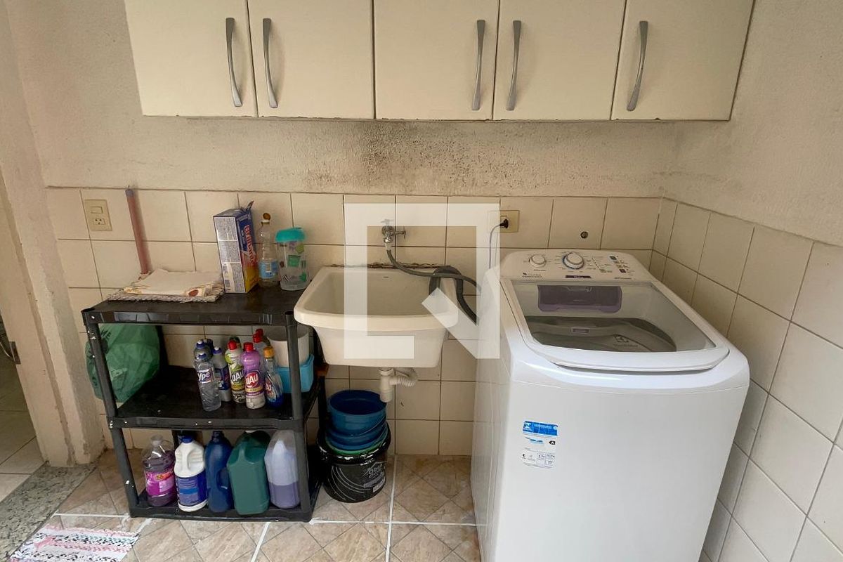 Casa, 3 quartos, 250 m² - Foto 47