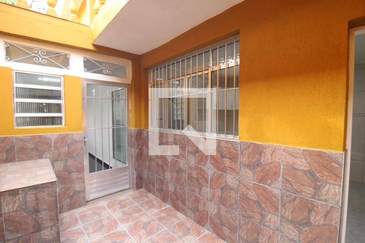 Casa, 3 quartos, 250 m² - Foto 35