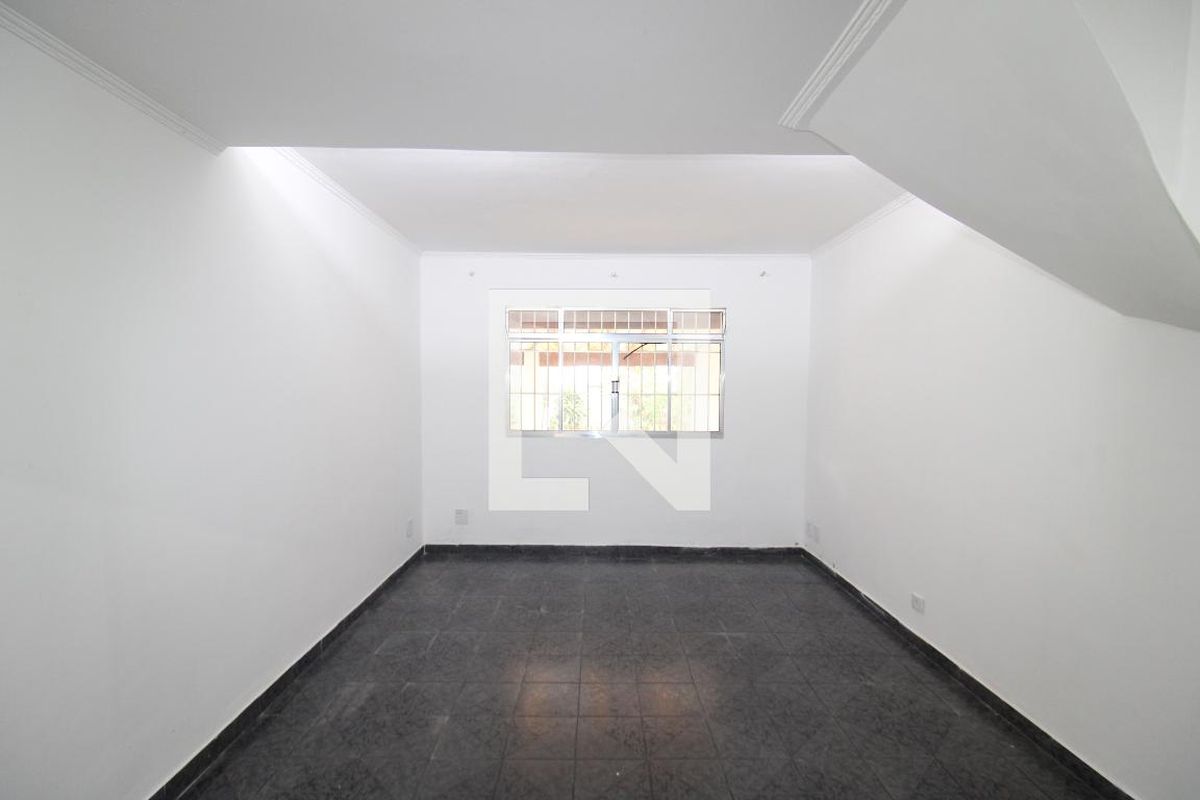 Casa, 3 quartos, 250 m² - Foto 3
