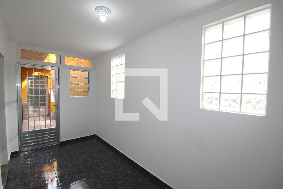 Casa, 3 quartos, 250 m² - Foto 47