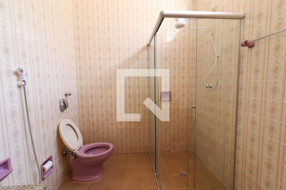 Casa à Venda - Barão Geraldo - Centro, 3 Quartos,  200 m2 em , Campinas - sp | SoloBR