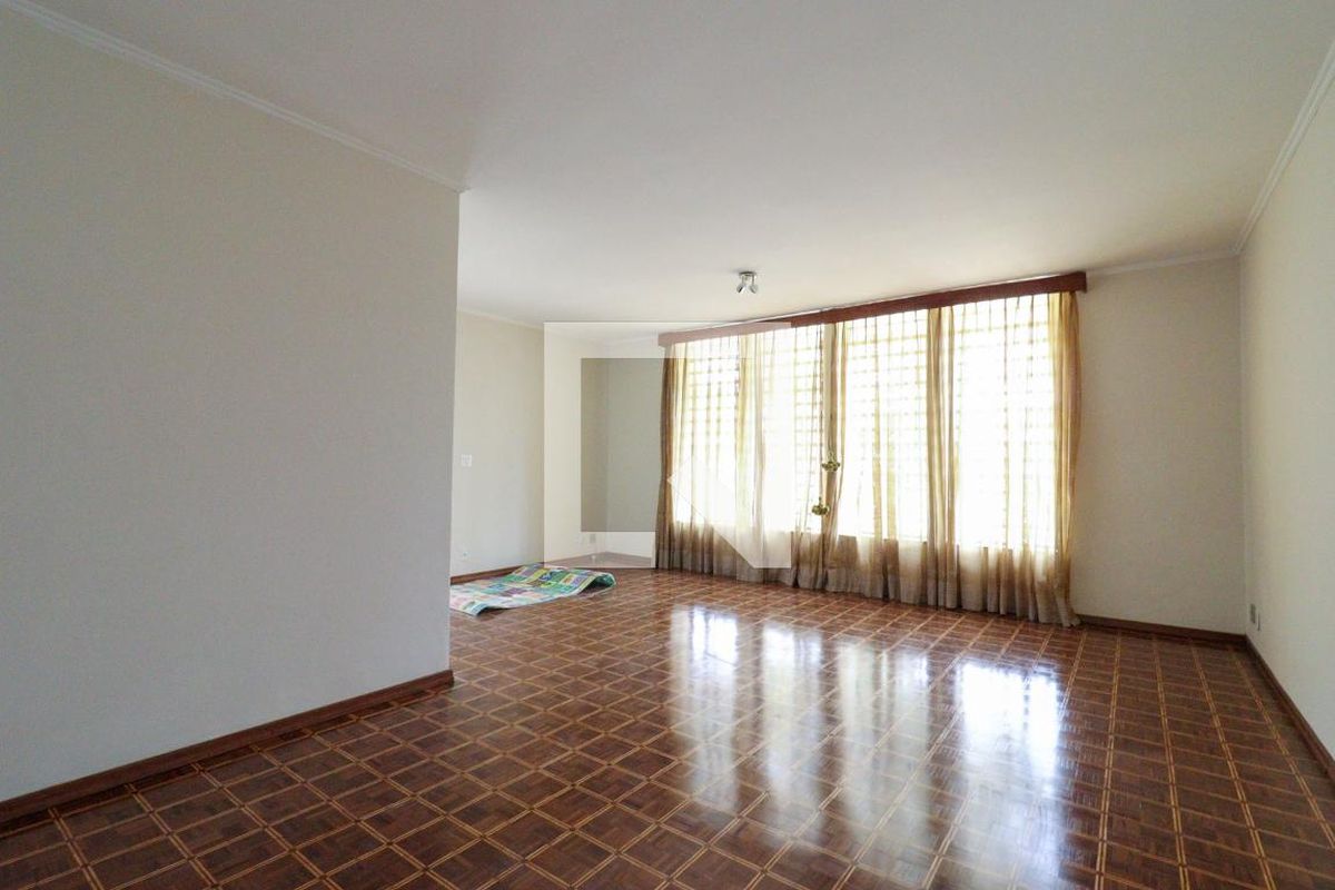 Casa à Venda - Barão Geraldo - Centro, 3 Quartos,  200 m2 em , Campinas - sp | SoloBR
