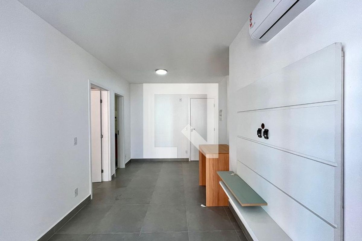 Apartamento à Venda - Centro, 1 Quarto,  40 m2 em , Campinas - sp | SoloBR