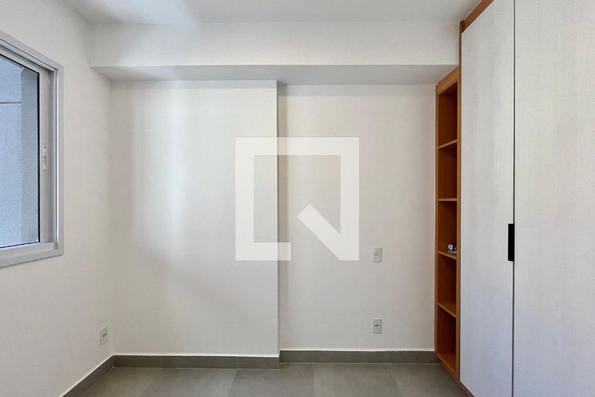 Apartamento à Venda - Centro, 1 Quarto,  40 m2 em , Campinas - sp | SoloBR