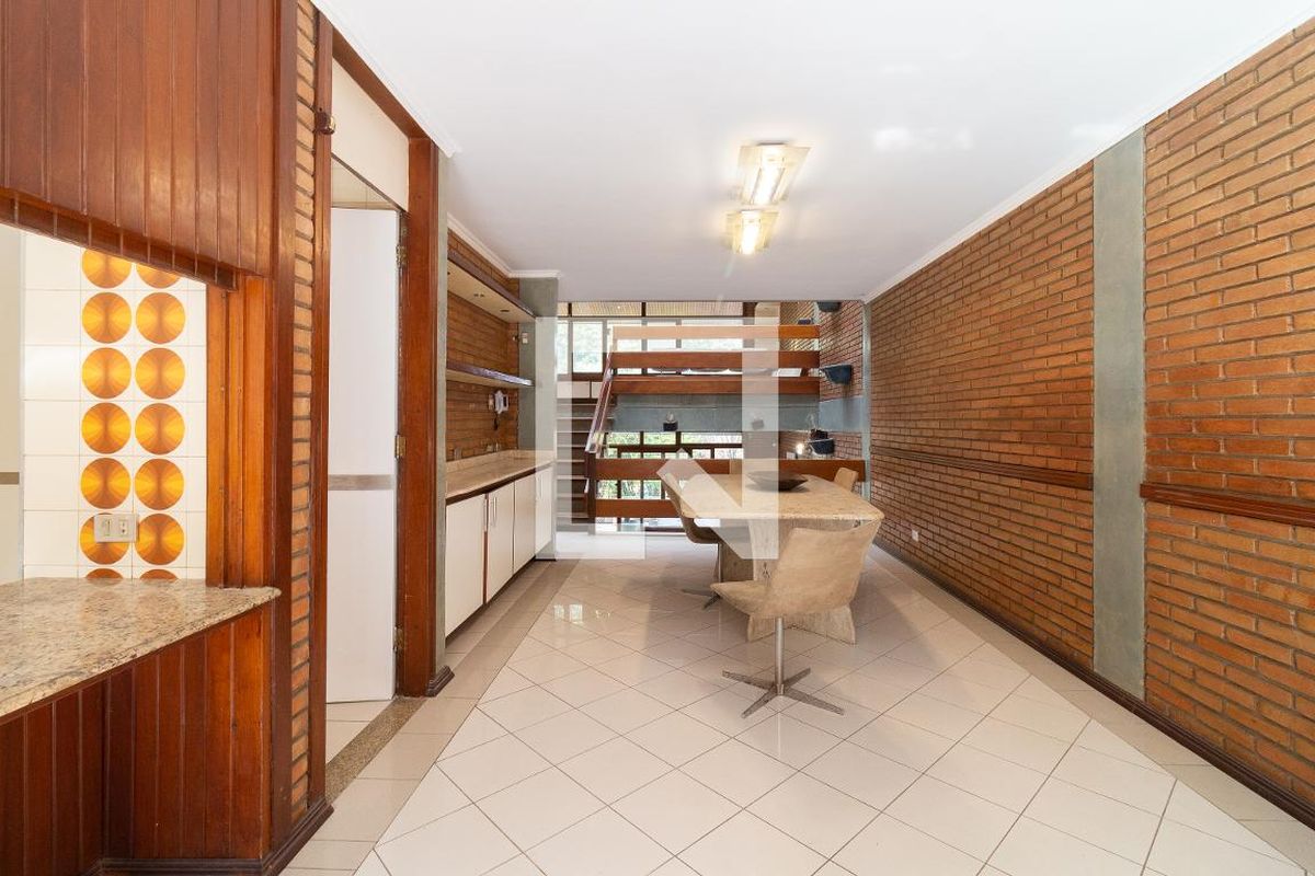 Casa, 3 quartos, 308 m² - Foto 9