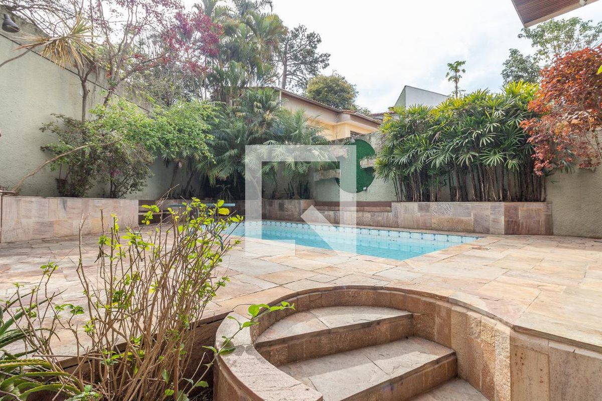 Casa, 3 quartos, 308 m² - Foto 43