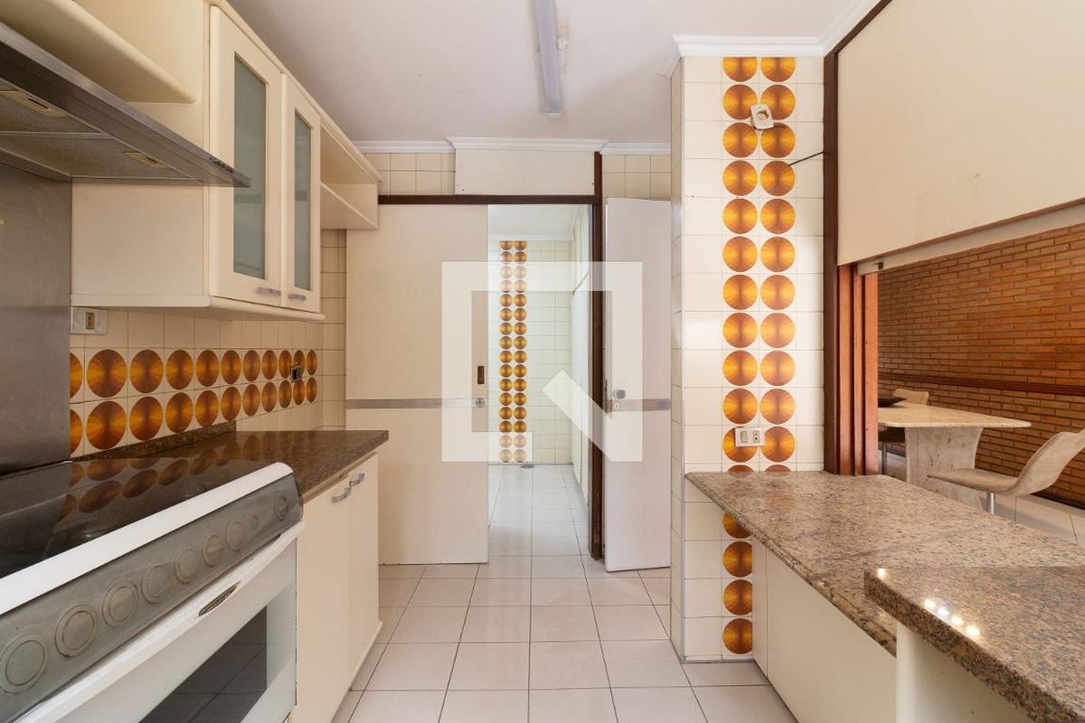 Casa, 3 quartos, 308 m² - Foto 35