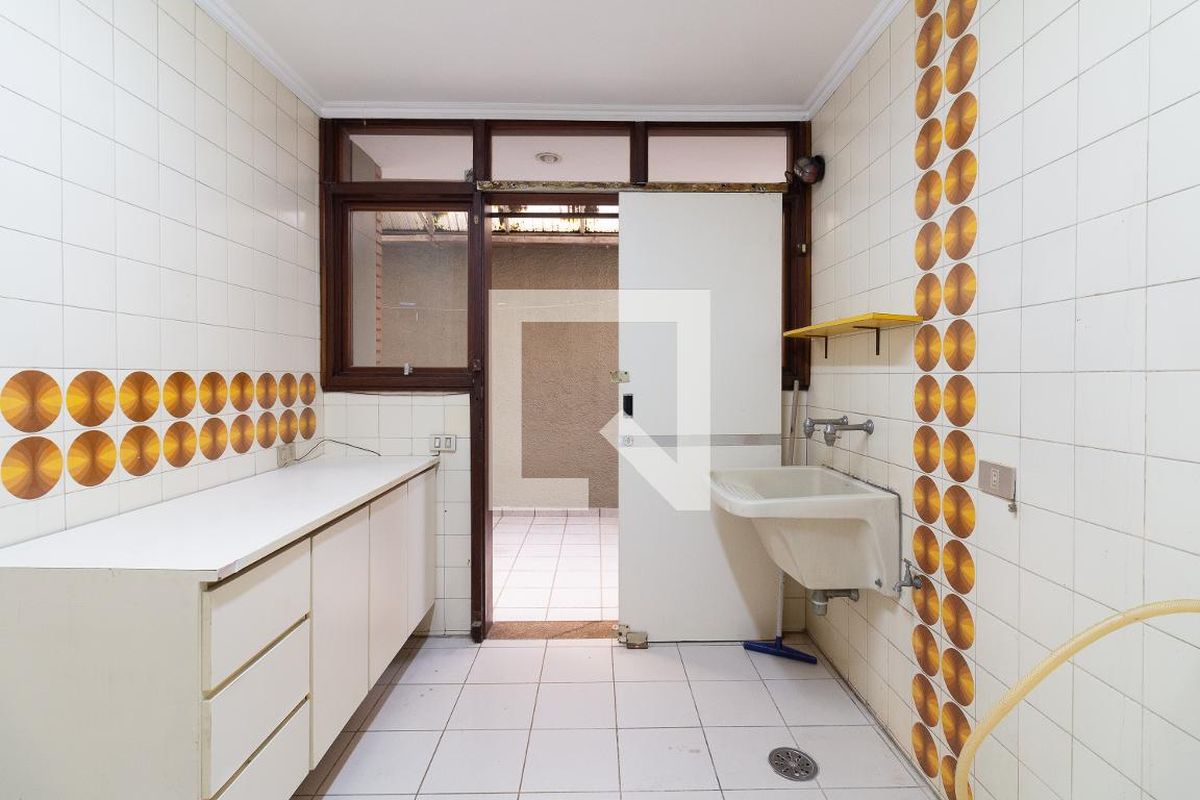 Casa, 3 quartos, 308 m² - Foto 37
