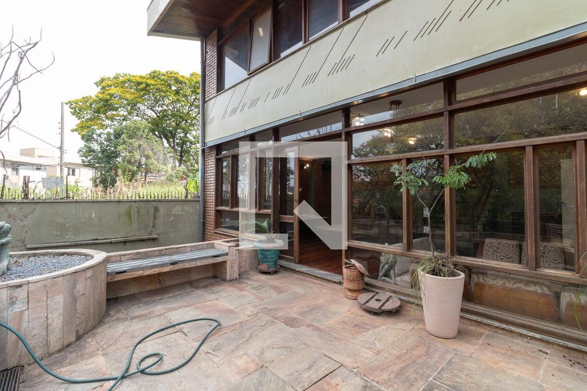 Casa, 3 quartos, 308 m² - Foto 48