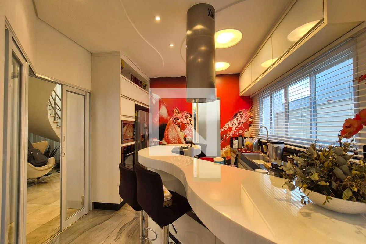Casa à Venda - Swiss Park, 3 Quartos,  320 m2 em , Campinas - sp | SoloBR