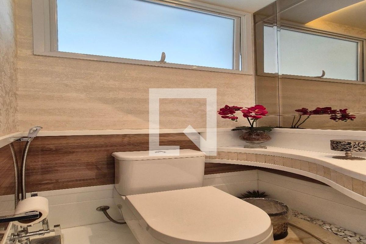 Casa à Venda - Swiss Park, 3 Quartos,  320 m2 em , Campinas - sp | SoloBR