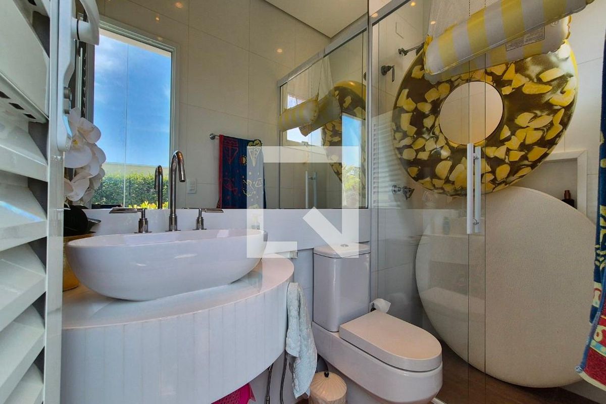 Casa à Venda - Swiss Park, 3 Quartos,  320 m2 em , Campinas - sp | SoloBR