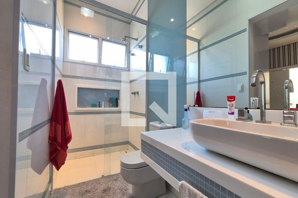 Casa à Venda - Swiss Park, 3 Quartos,  320 m2 em , Campinas - sp | SoloBR
