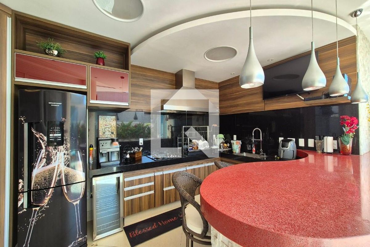 Casa à Venda - Swiss Park, 3 Quartos,  320 m2 em , Campinas - sp | SoloBR