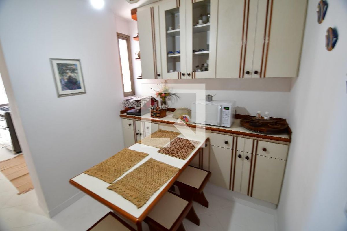 Apartamento à Venda - Cambuí, 3 Quartos,  140 m2 em , Campinas - sp | SoloBR