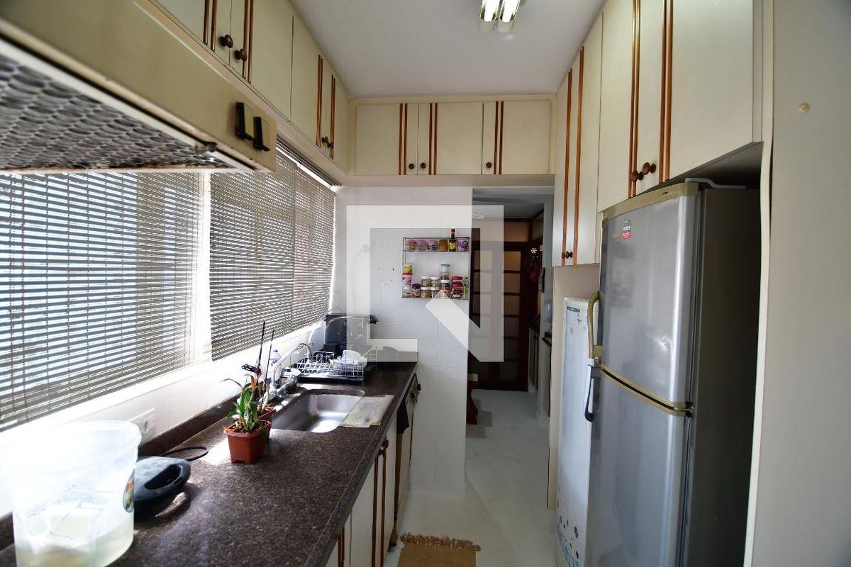 Apartamento à Venda - Cambuí, 3 Quartos,  140 m2 em , Campinas - sp | SoloBR