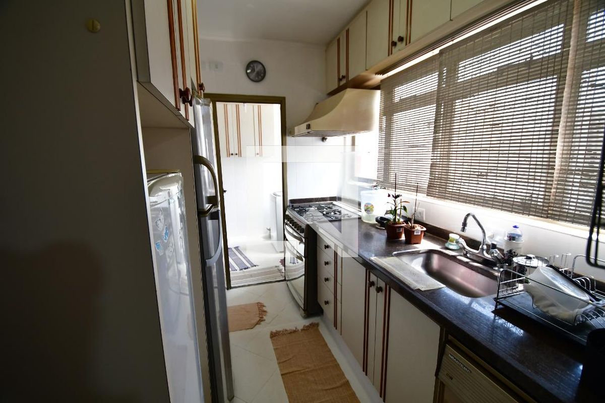 Apartamento à Venda - Cambuí, 3 Quartos,  140 m2 em , Campinas - sp | SoloBR