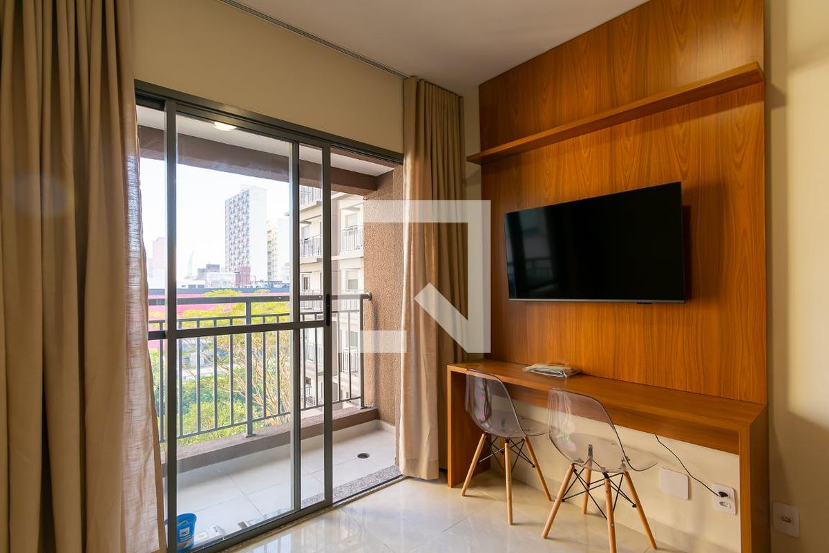 Apartamento, 1 quarto, 27 m² - Foto 2