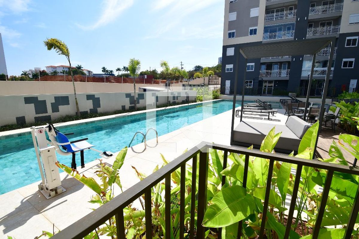 Apartamento à Venda - Mansões Santo Antônio, 2 Quartos,  60 m2 em , Campinas - sp | SoloBR