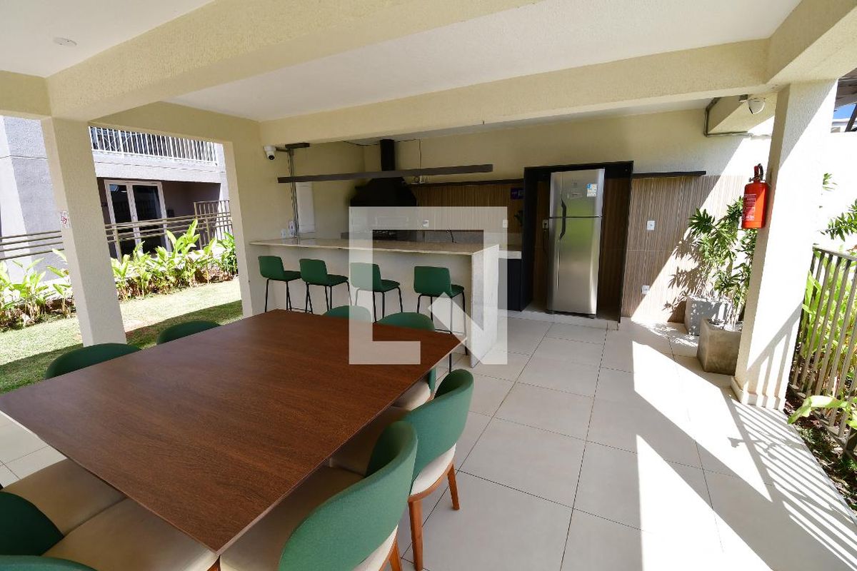 Apartamento à Venda - Mansões Santo Antônio, 2 Quartos,  60 m2 em , Campinas - sp | SoloBR