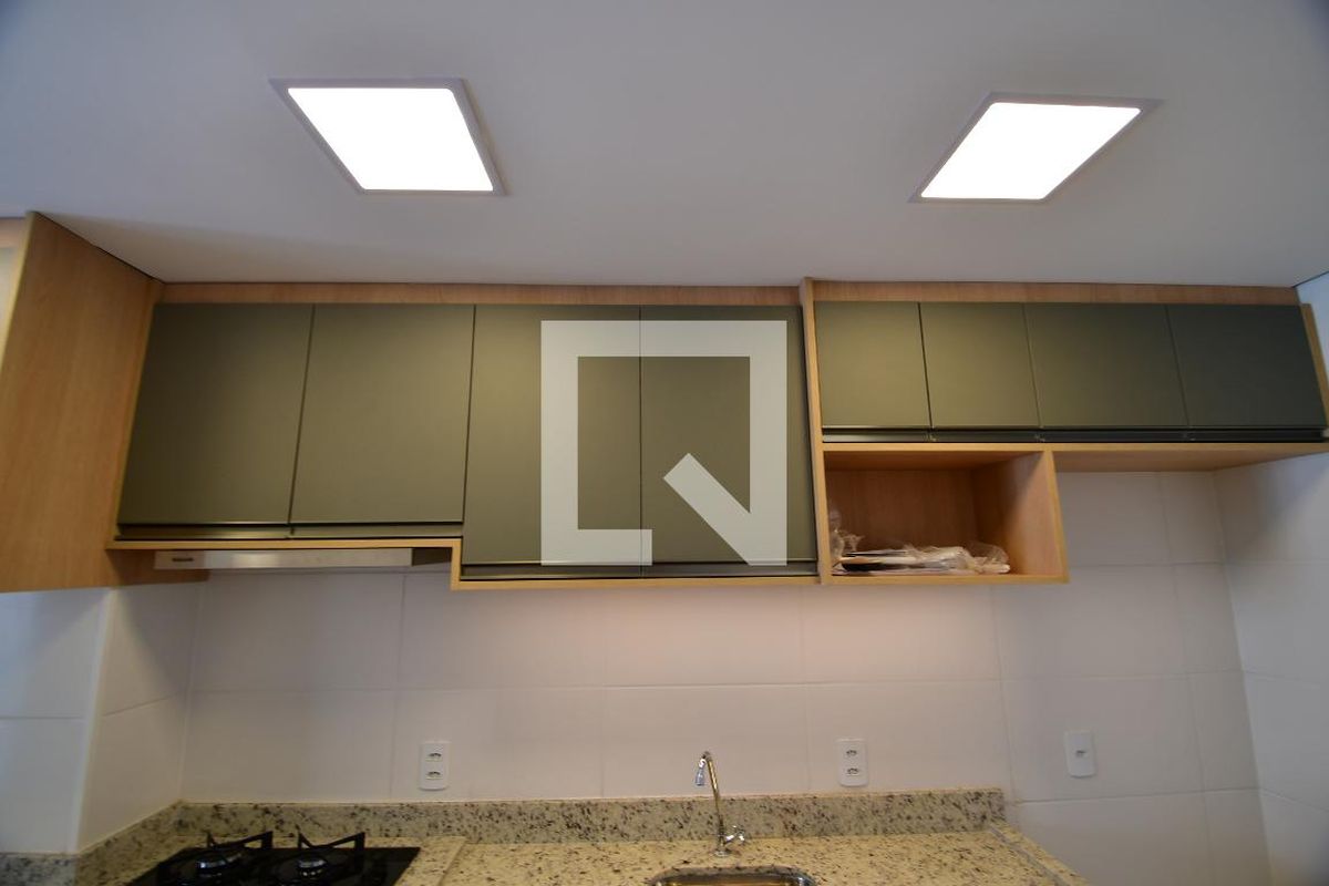 Apartamento à Venda - Mansões Santo Antônio, 2 Quartos,  60 m2 em , Campinas - sp | SoloBR