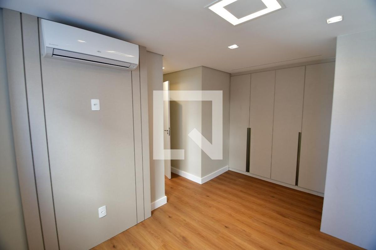 Apartamento à Venda - Mansões Santo Antônio, 2 Quartos,  60 m2 em , Campinas - sp | SoloBR